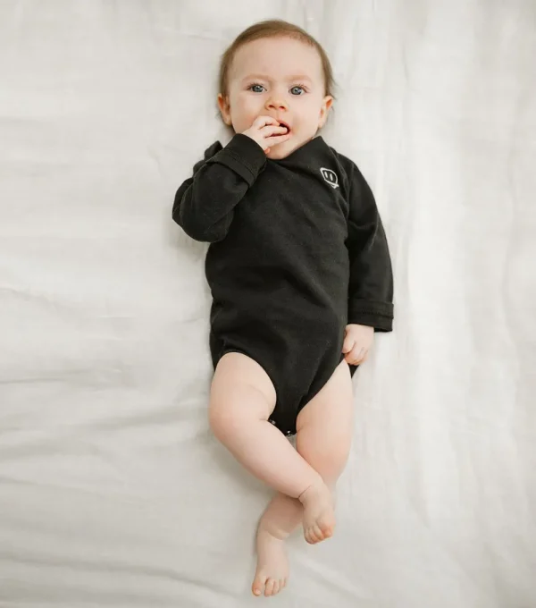 NUNUNU Essential Onesie