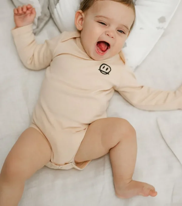 NUNUNU Essential Onesie