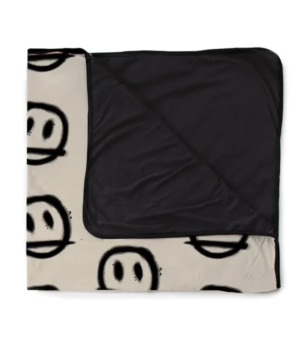 NUNUNU Sprayed Smiles Blanket