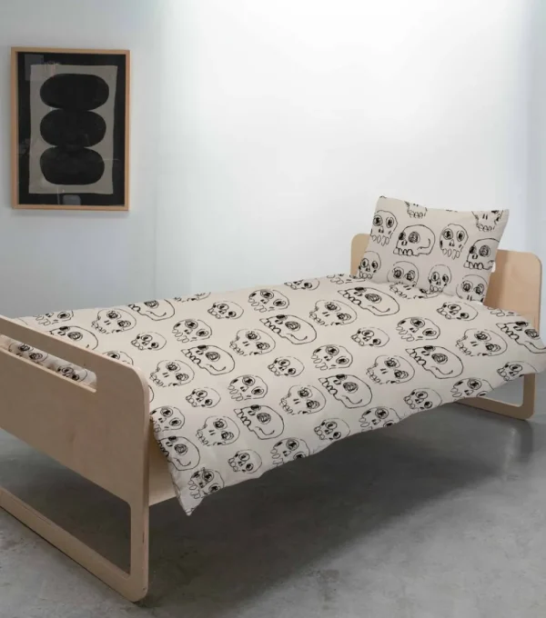 NUNUNU Super Soft Scribbled Skulls Bedding Set